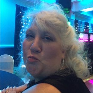 Meet your Posher, Cheryl